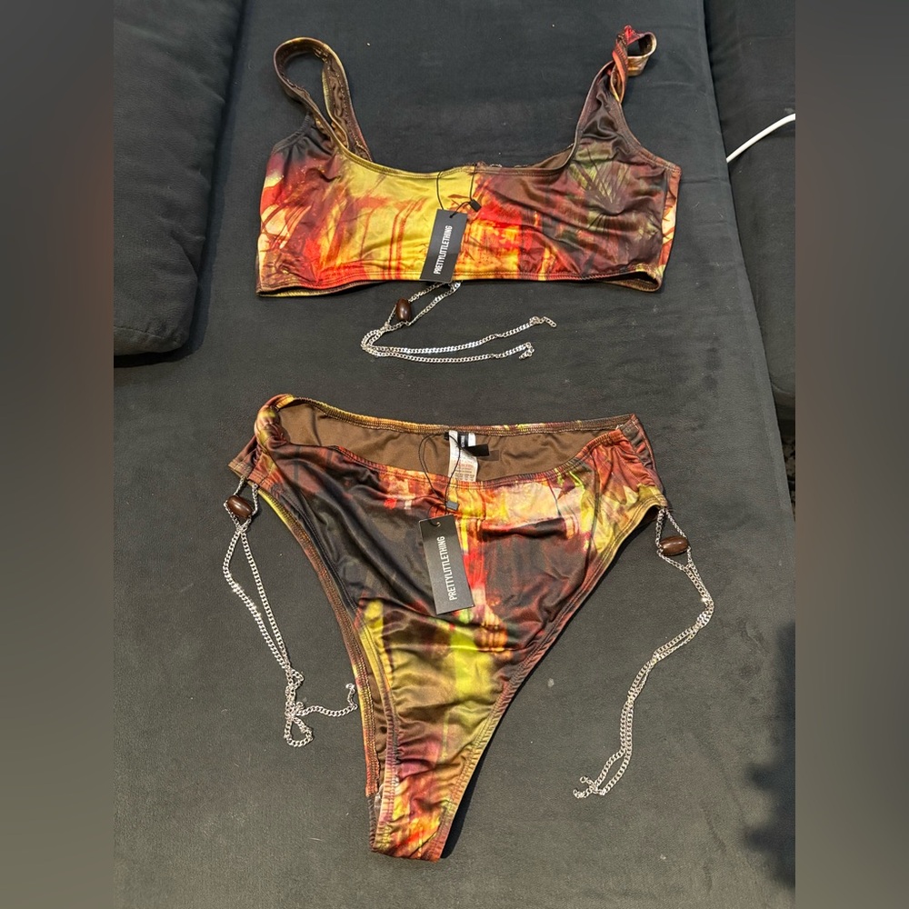 PrettyLittleThing Multicolor Bikini with Chain Accents